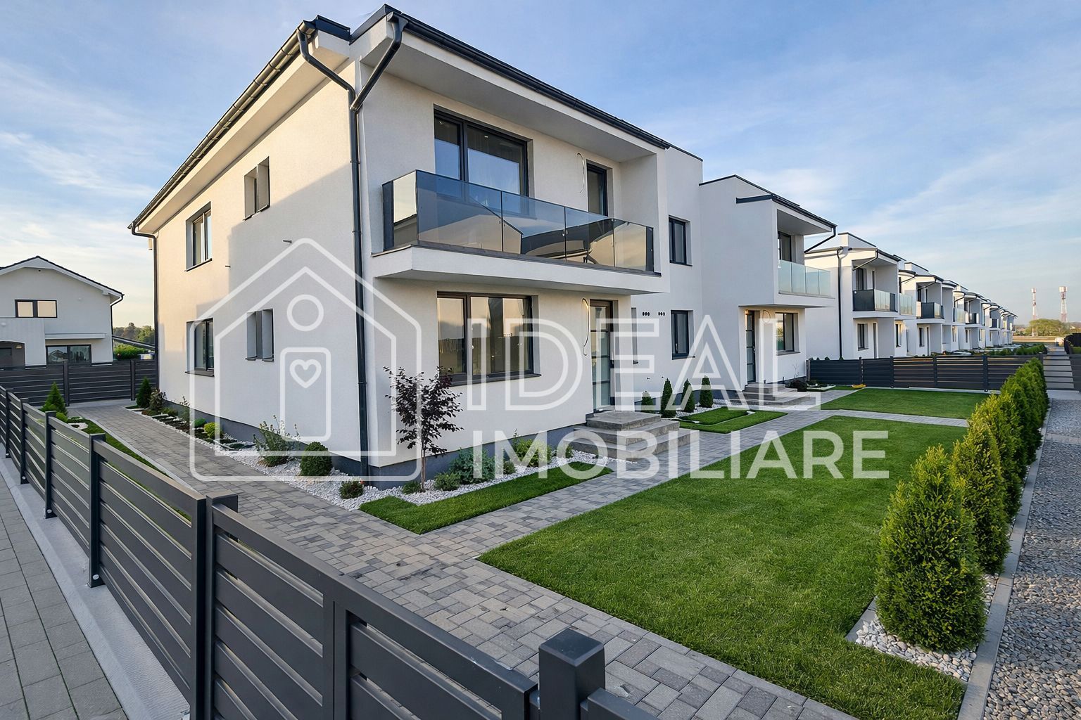 Casa cu 3 camere si 200 mp de curte, in Cartierul Arhitectilor - Poză 1