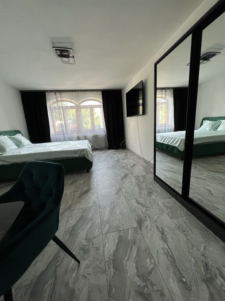 Inchriez apartament  40 mp,Bucuresti utilat ,renovat 15 min Pta Unirii - Poză 2