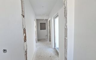 Casa moderna 4 camere 2 bai 2 balcoane si teren 140 mp in Arhitectilor - Poză 13