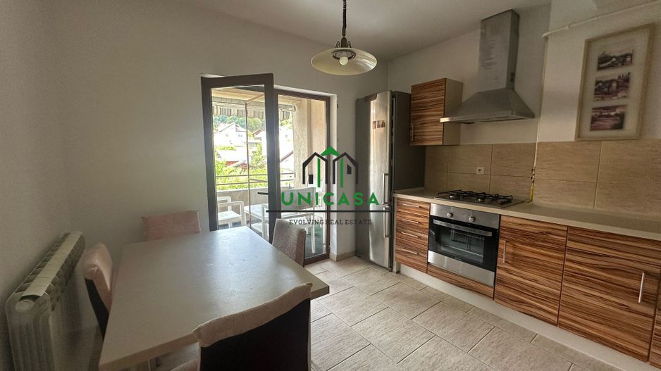Apartament de inchiriat - 3 camere - Zona Nord - Poză 12
