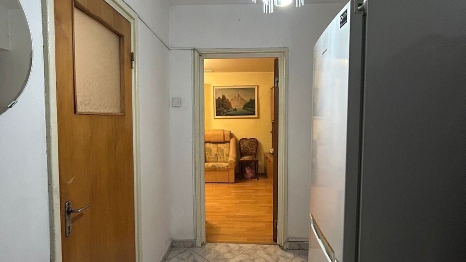 Vand apartament 3 camere Rahova - Poză 2