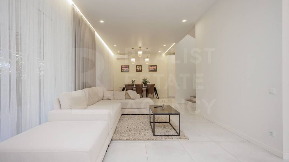 Vânzare, casă modernă 2 nivele, 200 mp + 5 ari șos. Hîncești, Centru - Poză 12