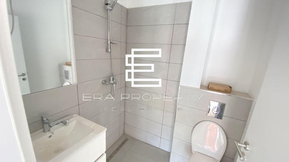 Penthouse 4 camere, 103 mp -intabulat - zona Aeroport Sibiu - Poză 17