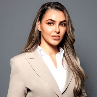 Adela Albu - REOS Group