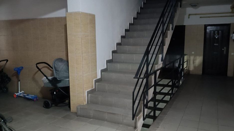 Apartament 3 camere in Prelungirea Ghencea. Renovat de la 0 ! - Poză 11