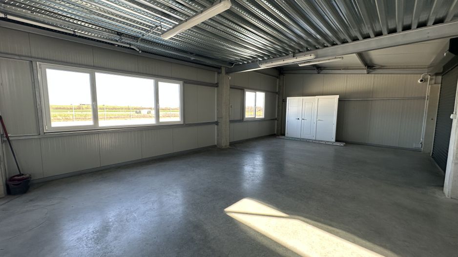 Hala depozitare cu birouri zona de N - Poză 22