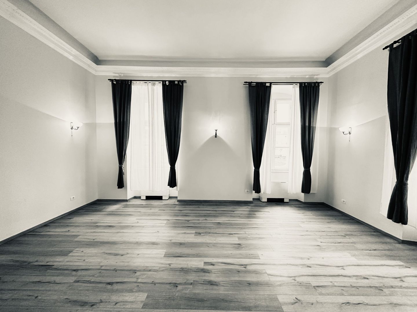 Spațiu Birouri de Închiriat cu Vedere Minunată în P-ta Unirii, Com 0% - Poză 17