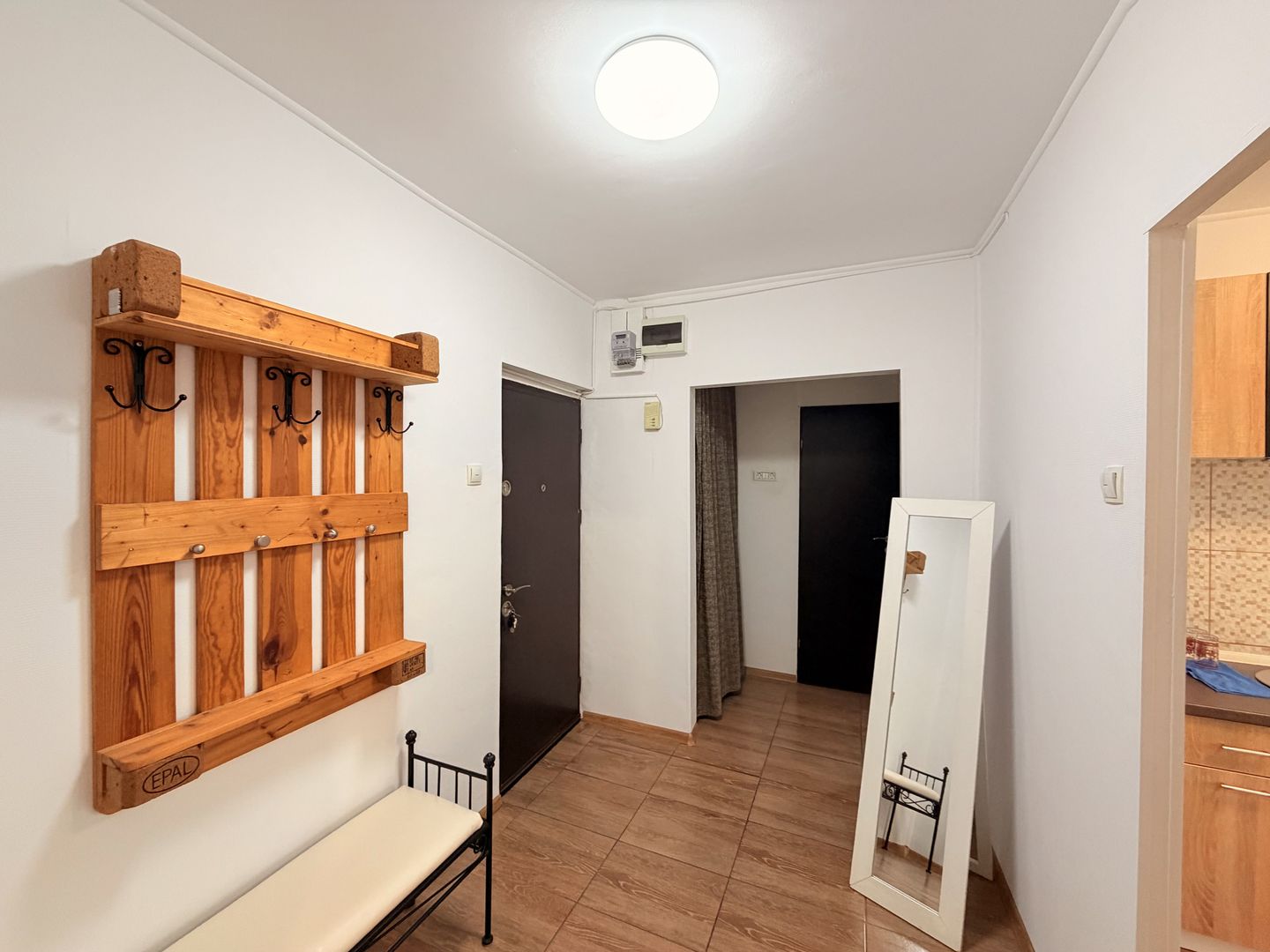 Apartament de inchiriat | 2 camere | Sector 4 | Decomandat | - Poză 7