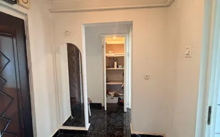 Vanzare apartament cu 4 camere in Micro 13, etaj 3, pret 65 000 euro - Poză 18