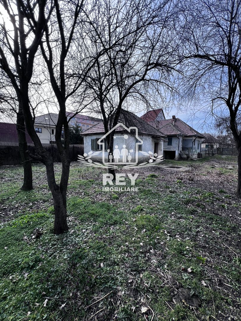 Teren de casă cu două corpuri de clădire – Cartier Lazaret, Sibiu - Poză 1