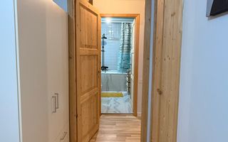 Apartament renovat cu CENTRALA PROPRIE - Poză 8