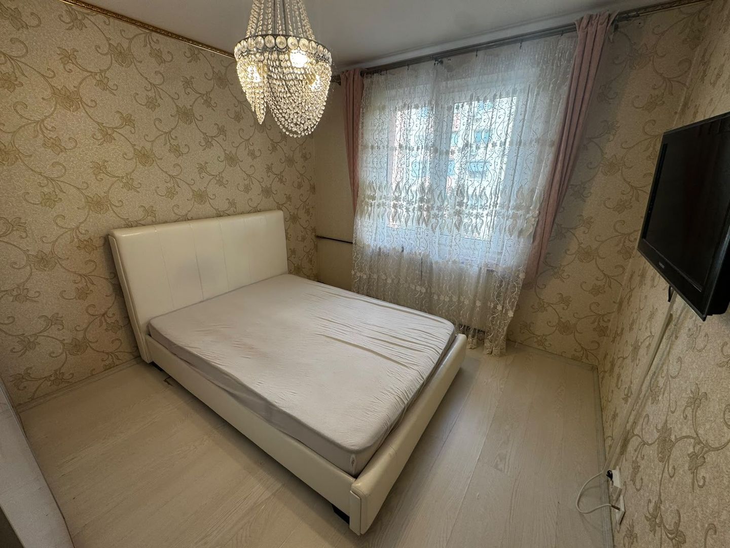 Apartament 2 camere + parcare  / zona Tei - Poză 3