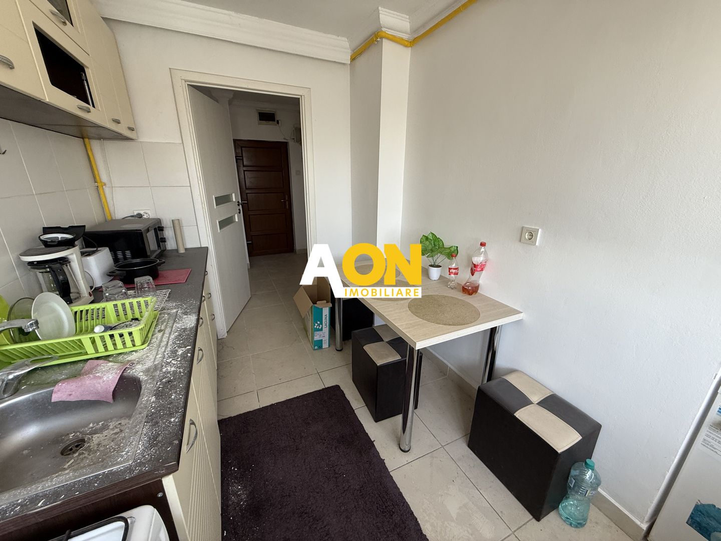 De vanzare apartament 2 camere, vedere superba Cetatea Alba Carolina - Poză 6