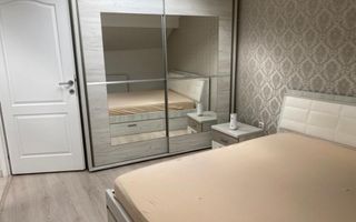 Inchiriez apartament 3 camere la vila in zona Marasti - Poză 1