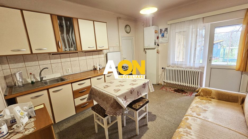 Casa cu 3 camere, renovata, 753 mp teren, zona Prefectura - Poză 4