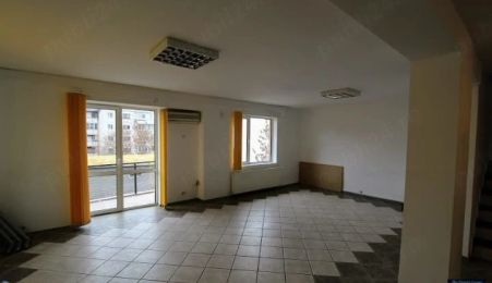 Spațiu de închiriat 220 mp | Mall Vitan | Ideal birouri / cabinete / showroom