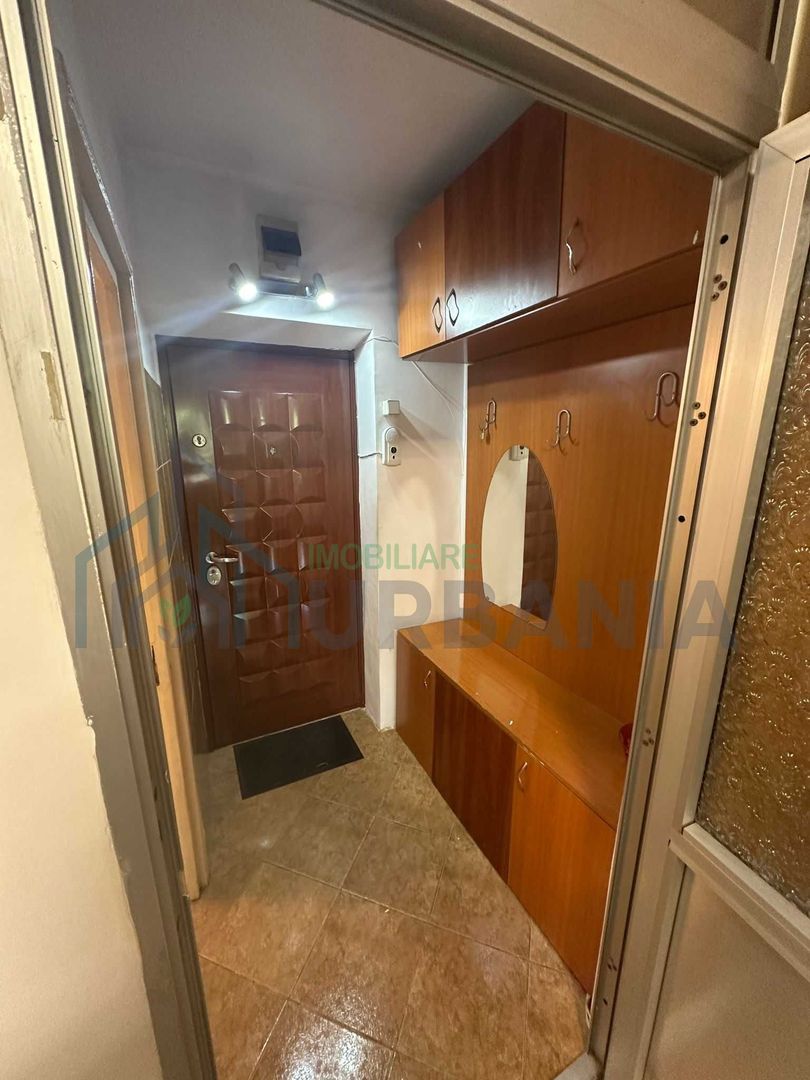 Garsonieră de închiriat în cartierul Alexandru cel Bun, zona Rond la Țigarete - Poză 5