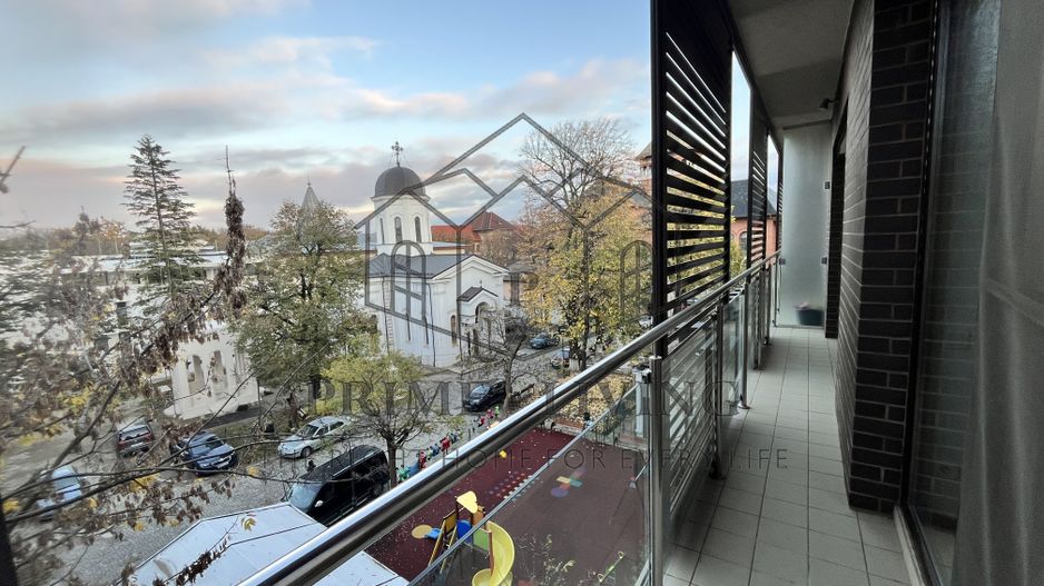 APARTAMENT DEOSEBIT CU 3 CAMERE LA INCHIRIERE IN PIATA VICTORIEI - Poză 10