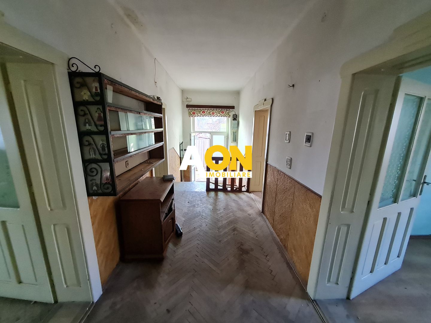 Casa 3 Camere + Demisol, Teren 287 mp, Zona Cetate - Poză 4