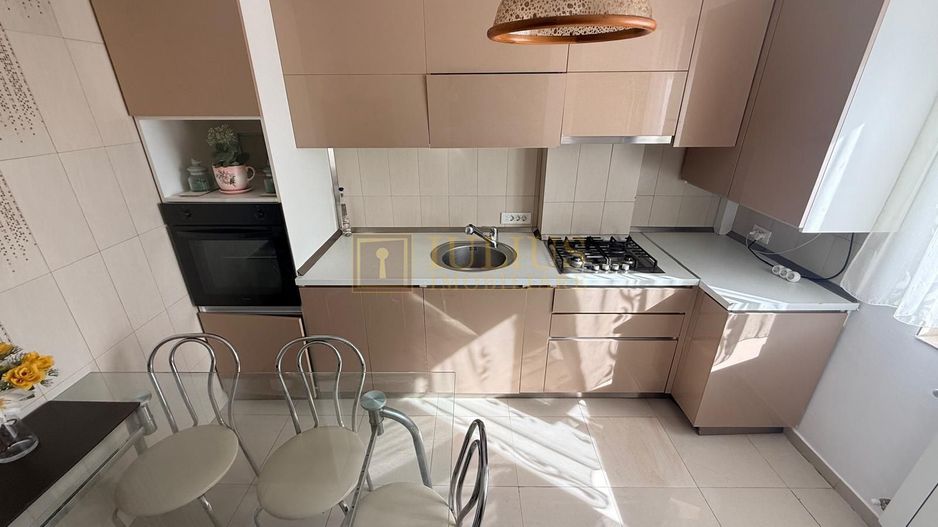 3 camere: 2 dormitorare| Lipovei-Restaurant Caprice| 2 locuri de parcare| 90 mp - Poză 9