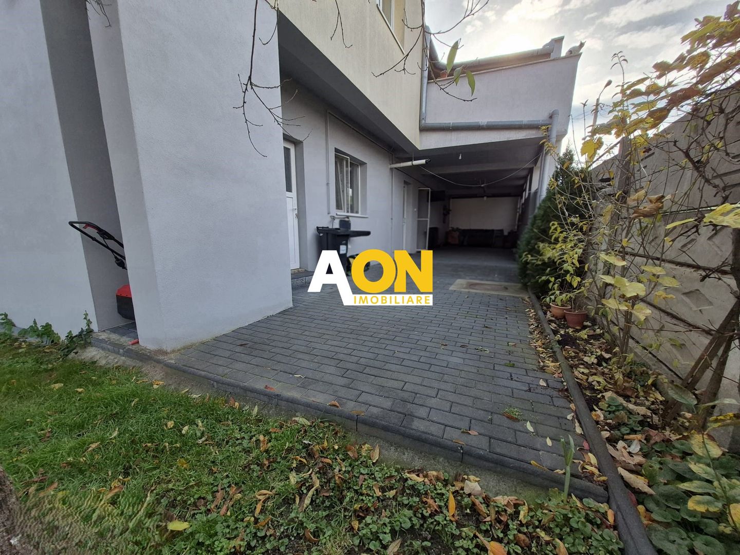 Casa 4 Camere, P+1, 195 mp, Teren 232 mp, Zona Centrala F. Buna - Poză 24