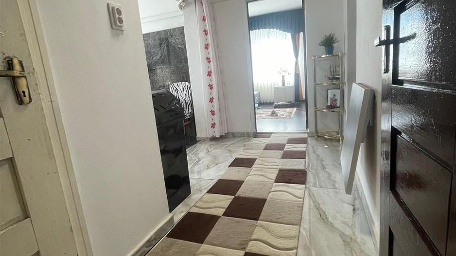 Apartament  3 camere renovat la 20 km de Oradea - Poză 6