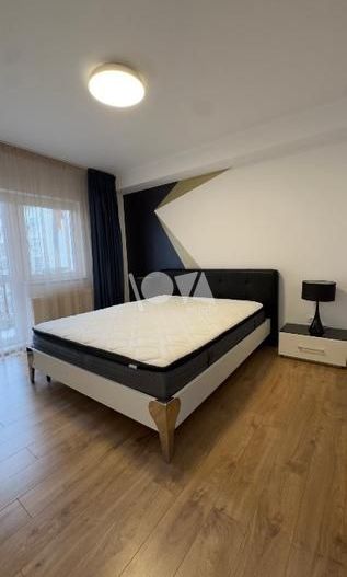De închiriat: apartament 4 camere- centrala termica - Panduri -metrou - Poză 3