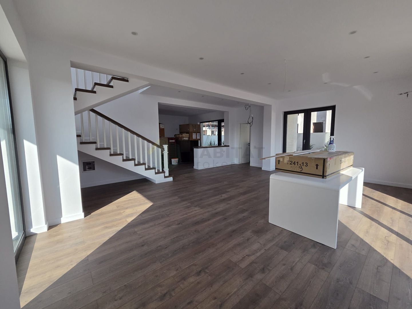 Casă modernă de vânzare în Tunari – construcție 2025, gata de mutare! - Poză 1