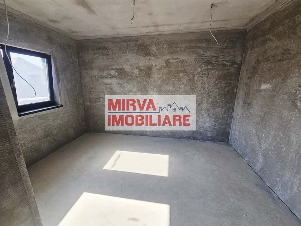 🏡 Vilă luminoasă, 4 camere, cu teren generos – Com. Plopu - Poză 41