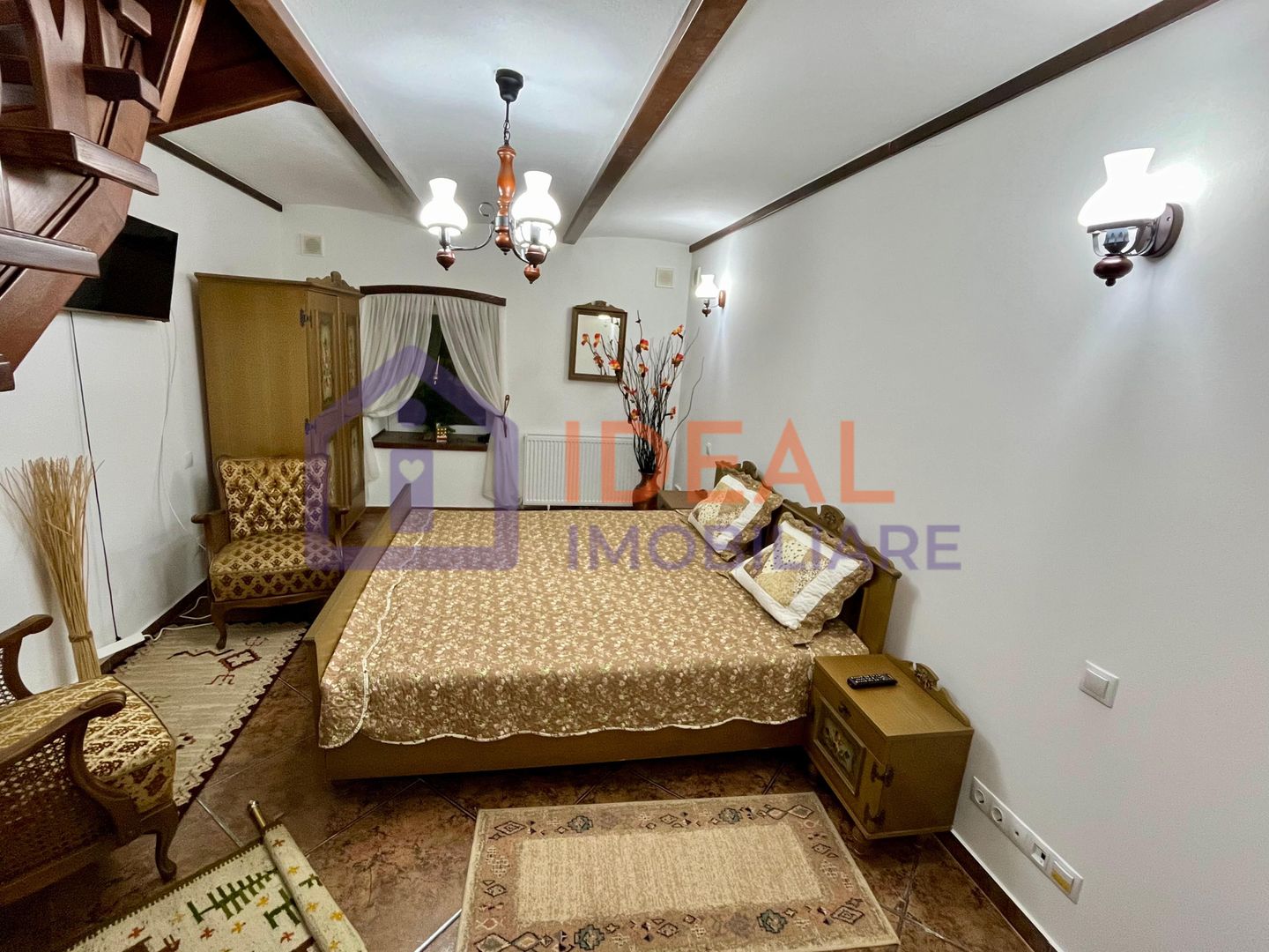 Apartament 2 camere spațios și luminos de vânzare – zonă ultracentrală - Poză 1