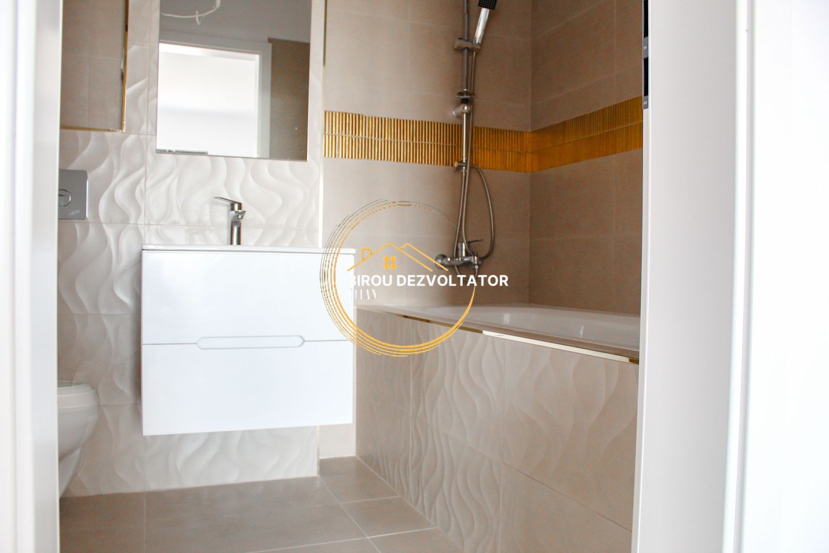 Decomandat mare Zona verde FINALIZAT Auchan titan Ansamblu premium - Poză 6