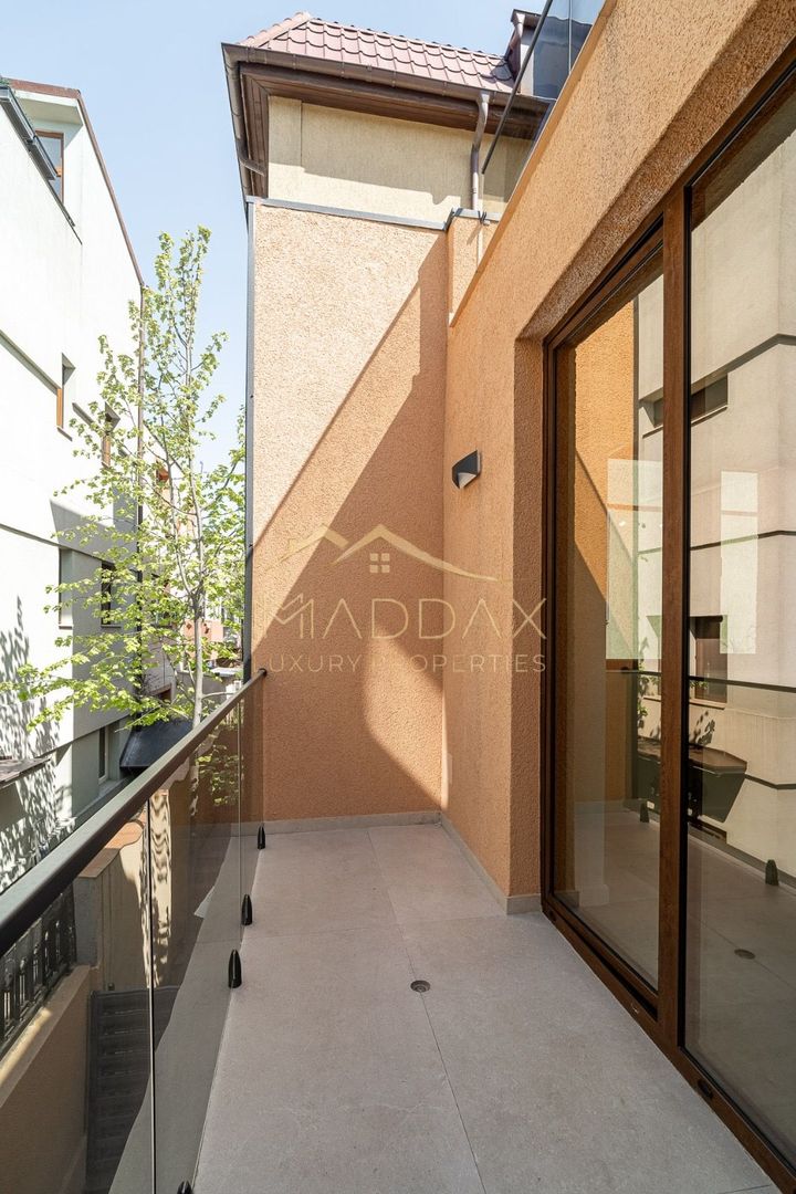 Vila Unica Noua cu 8 camere *300mp* /fotovoltaice si pompa cladura// Dorobanti - Poză 13