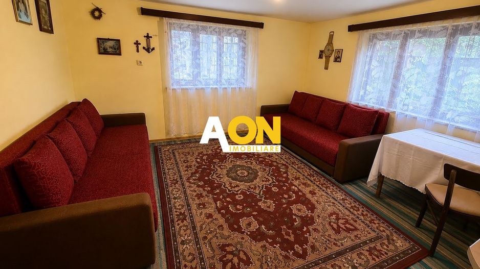 Casă cu 7 camere de vânzare în Meteș, 810 mp teren - Poză 4