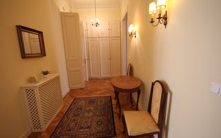 APARTAMENT DEOSEBIT IN ZONA CENTRALA - Poză 26