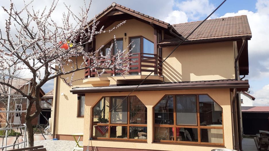 Casă nouă | 800 mp teren | liniște + spațiu | Izvor Brașov - Poză 1