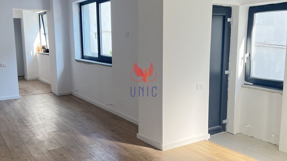 Vila superba cu piscina, zona ultracentrala - Poză 14