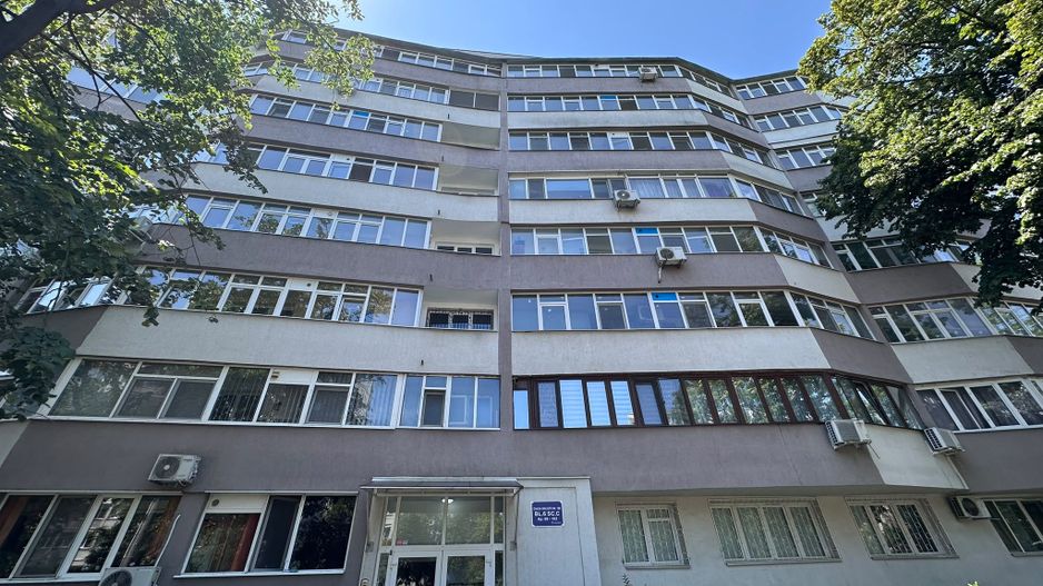 Apartament de vanzare 3 camere Giulesti/Crangasi/Bloc Reabilitat A269 - Poză 1