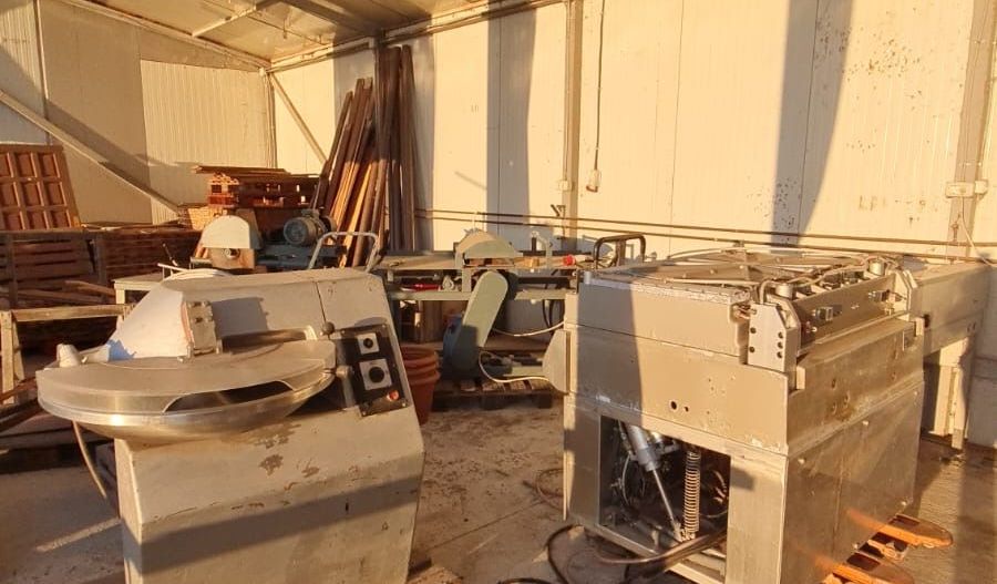 Casa cu teren de 14340 mp în Jebel/Pretabila pentru afacere - Poză 39