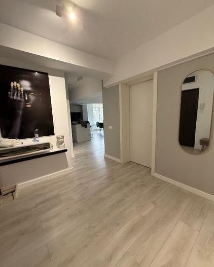 Apartament spatios 2 camere | Bulevardul Unirii | Renovat - Poză 4