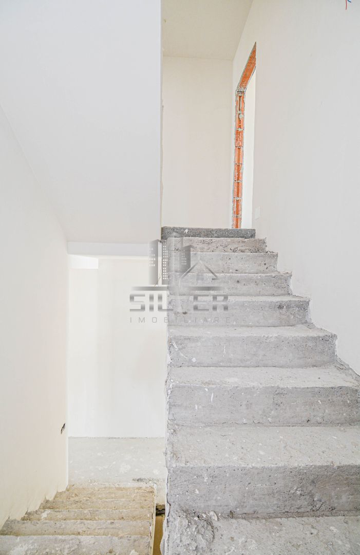 Casă tip duplex, impresionantă pe 4 Niveluri cu Panorama Deosebită - Poză 22