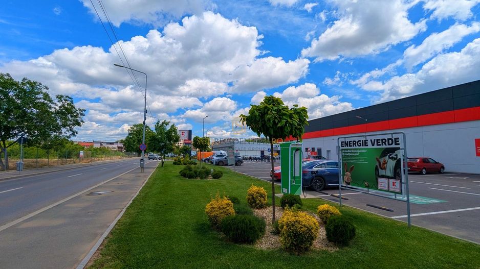 Spatiu comercial 223 mp, vitrina 13 ml, acces dublu, Bd. Metalurgiei - Poză 11