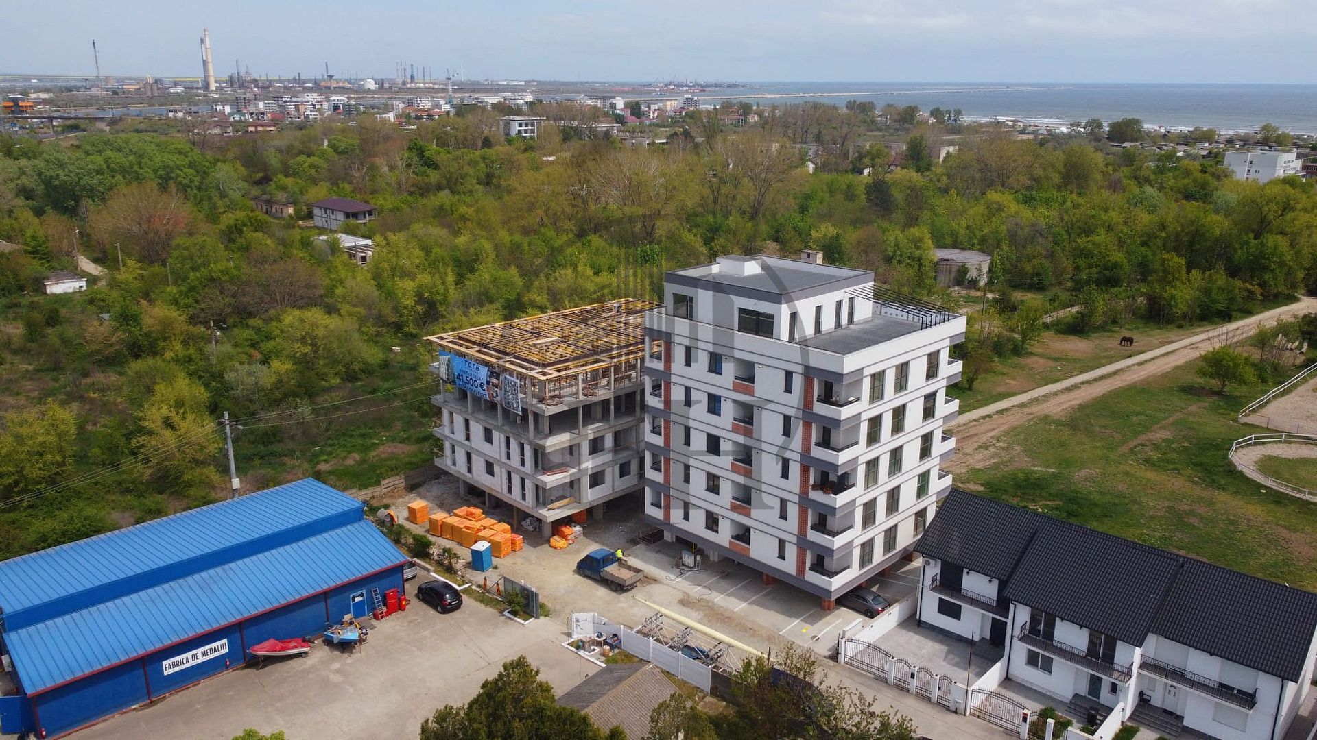 SOLD / VANDUT Apartament cu 2 camere de vânzare în zona Nord - Poză 2