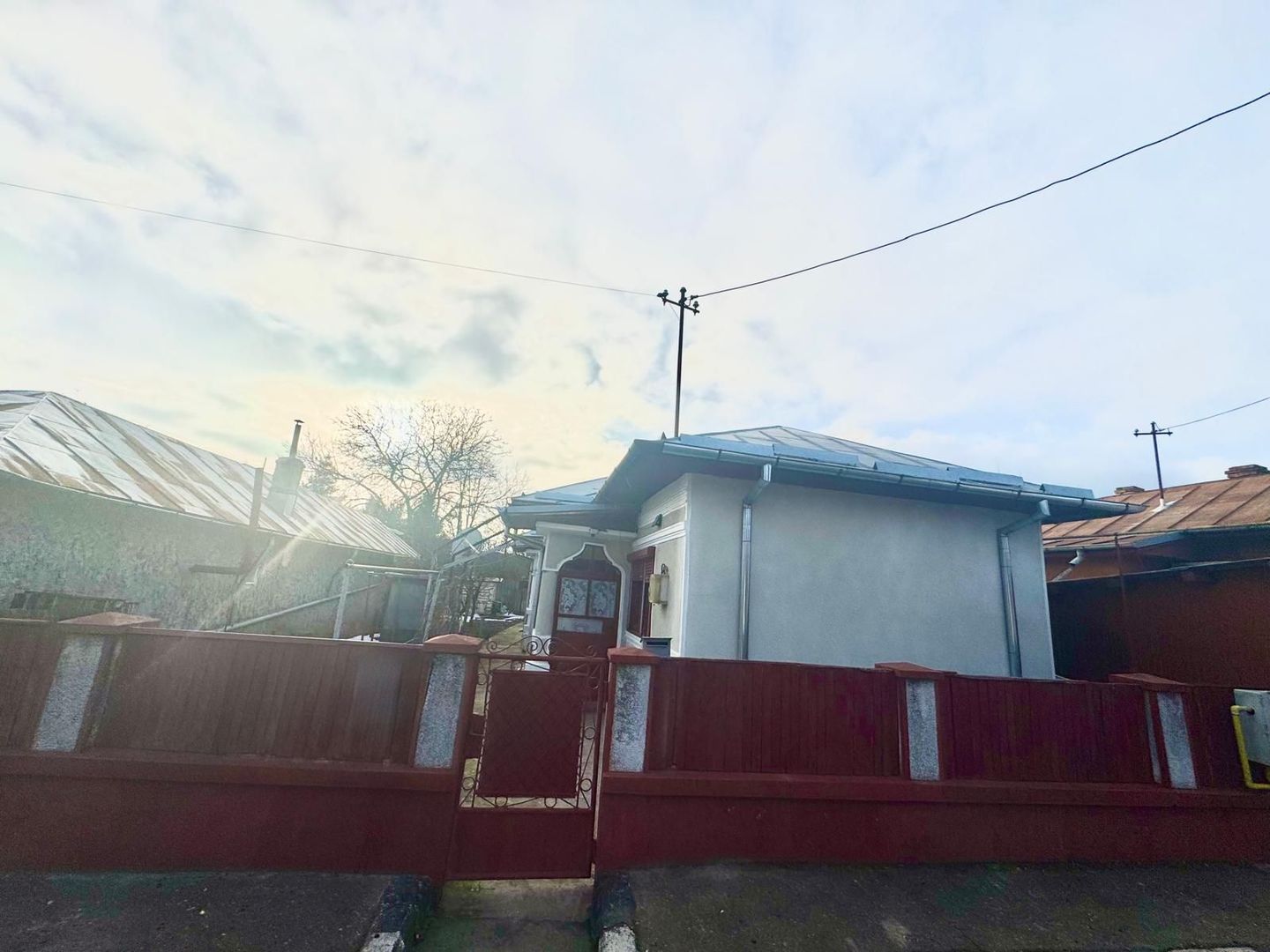 Casă de vânzare – Fdt. Rozelor - Poză 2