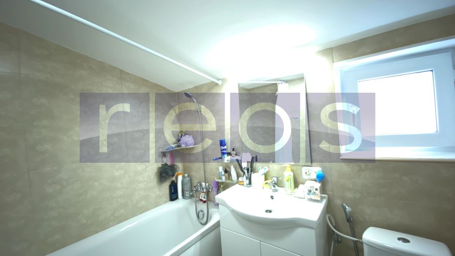 DE VANZARE CASA 5 CAMERE | RENOVATA | TERASA | 2 INTRARI SEPARATE | ZONA UNIRII - Poză 22