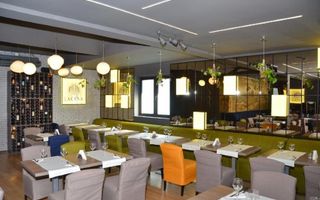 De închiriat: casă + curte - Maria Rosetti -  ultracentral - Poză 11