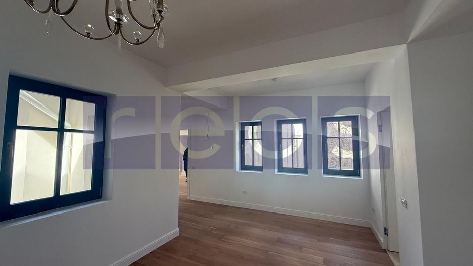 INCHIRIERE VILA DEOSEBITA | CAPITALE | NOU RENOVATA | IDEAL AMBASADA - Poză 12