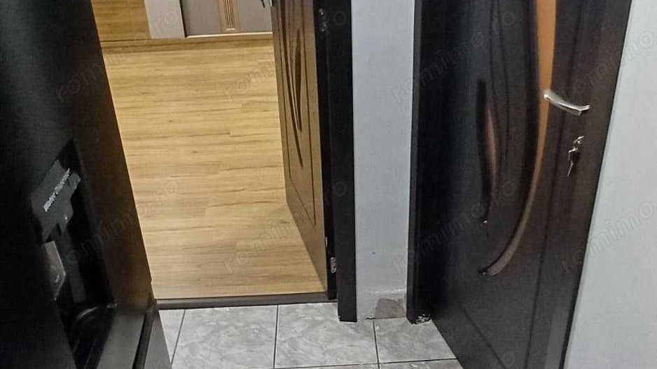 De Vanzare Apartament 2 Camere in Vila - Unirii - Cartierul Evreiesc - Poză 8