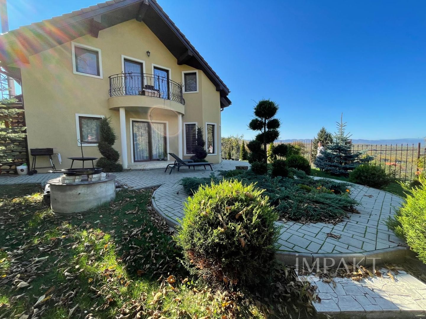 Casa  cu  vedere Panoramică în Făget, Peisaj de Vis și Confort Complet! - Poză 1