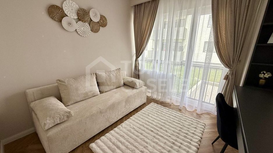 Apartament cu 3 camere, ultrafinisat, gradina, zona Terra - Poză 4