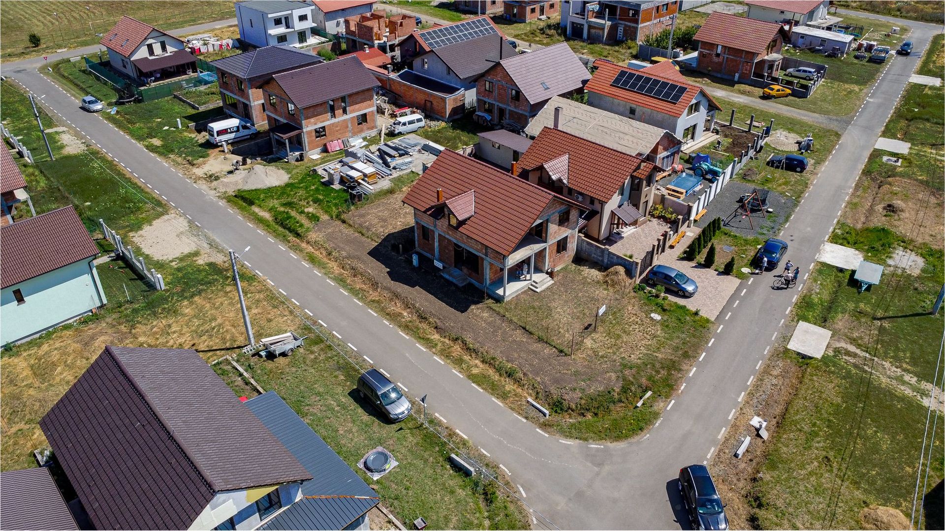 Vandut Vilă la cost de construcție în Fântânele - Poză 1